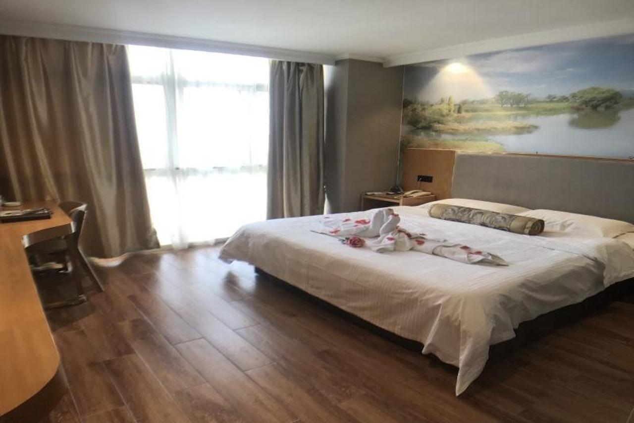 Greentree Inn Jiangsu Wuxi Jiangyin Zhouzhuang Shiji Avenue Business Hotel Exterior photo